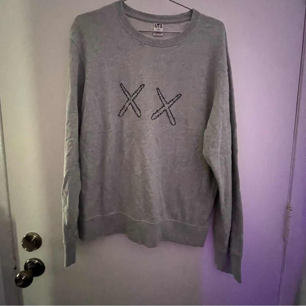 Uniqlo x KAWS x Sesame Street Crewneck